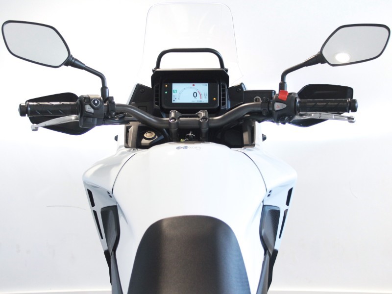 2024 (74) Honda NX500 5539776
