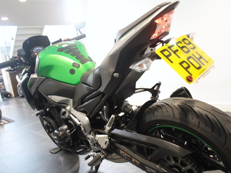 2019 (69) Kawasaki Z900 5554484