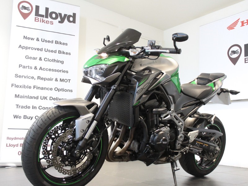 2019 (69) Kawasaki Z900 5554475
