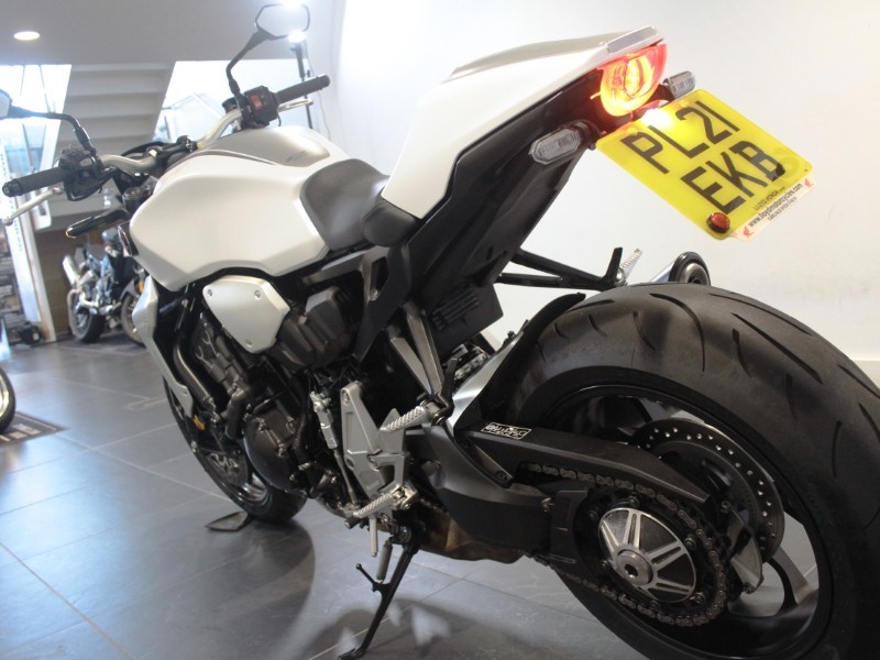 2023 (73) Honda CB1000R 5554295