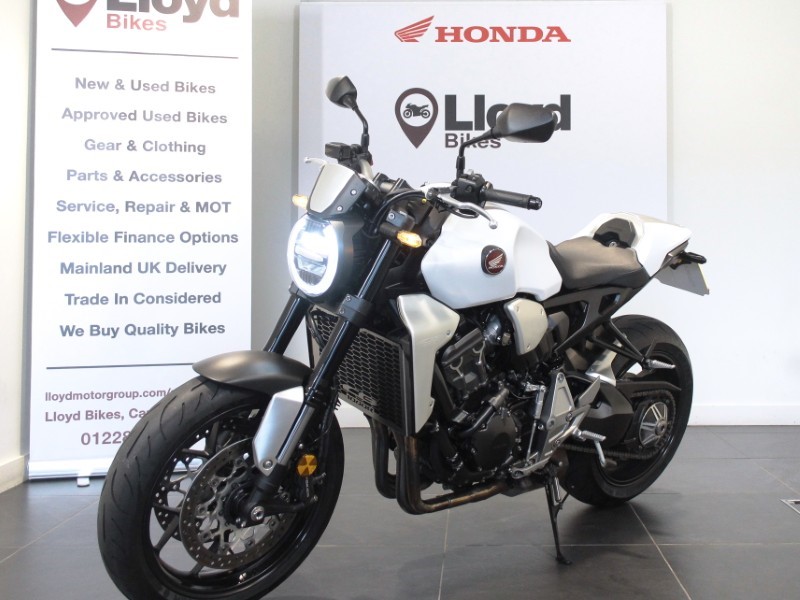 2023 (73) Honda CB1000R 5554271