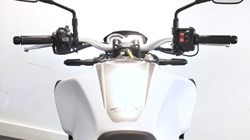 2023 (73) Honda CB1000R 5554280