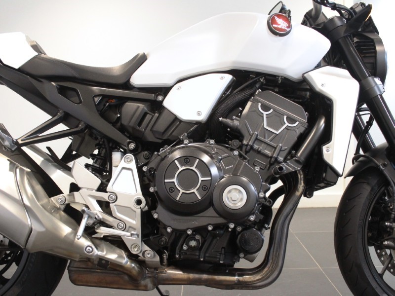 2023 (73) Honda CB1000R 5554287