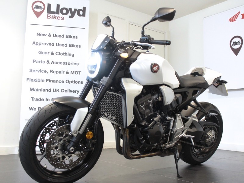 2023 (73) Honda CB1000R 5554285