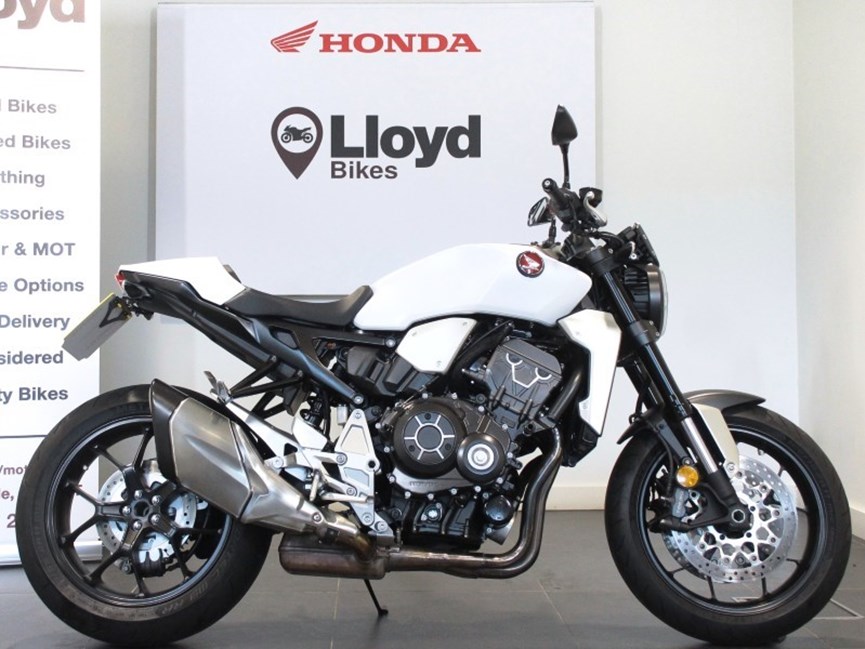 2023 (73) Honda CB1000R