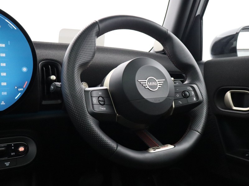 2025 (75) MINI COOPER 2.0 S Sport 5dr Auto 5943557