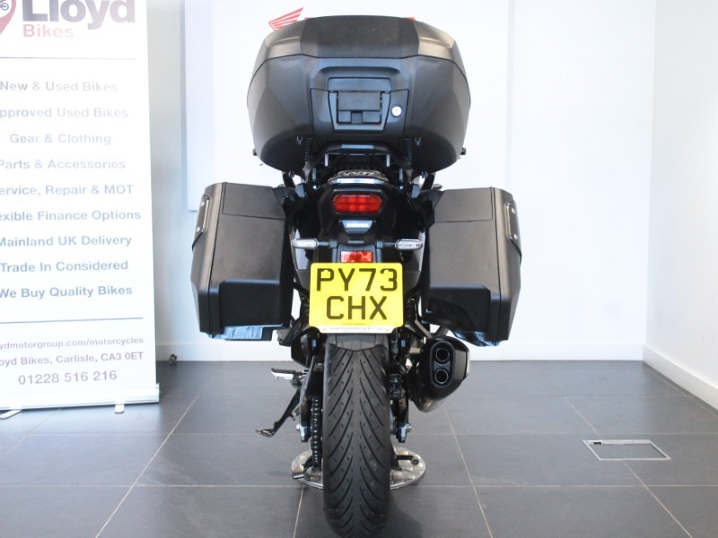 2024 (73) Honda NT1100 5594095
