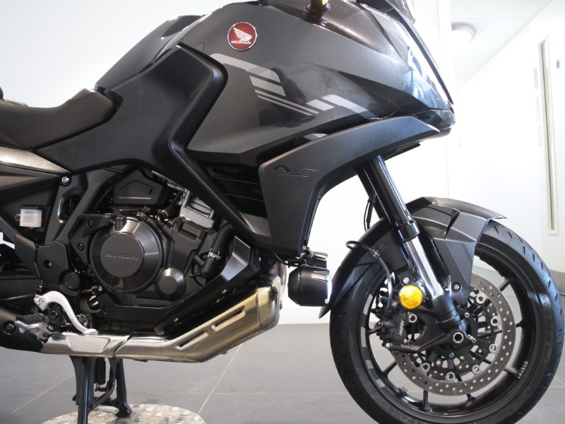 2024 (73) Honda NT1100 5594106
