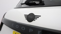 2025 (75) MINI COOPER 2.0 S Sport 5dr Auto 5943511