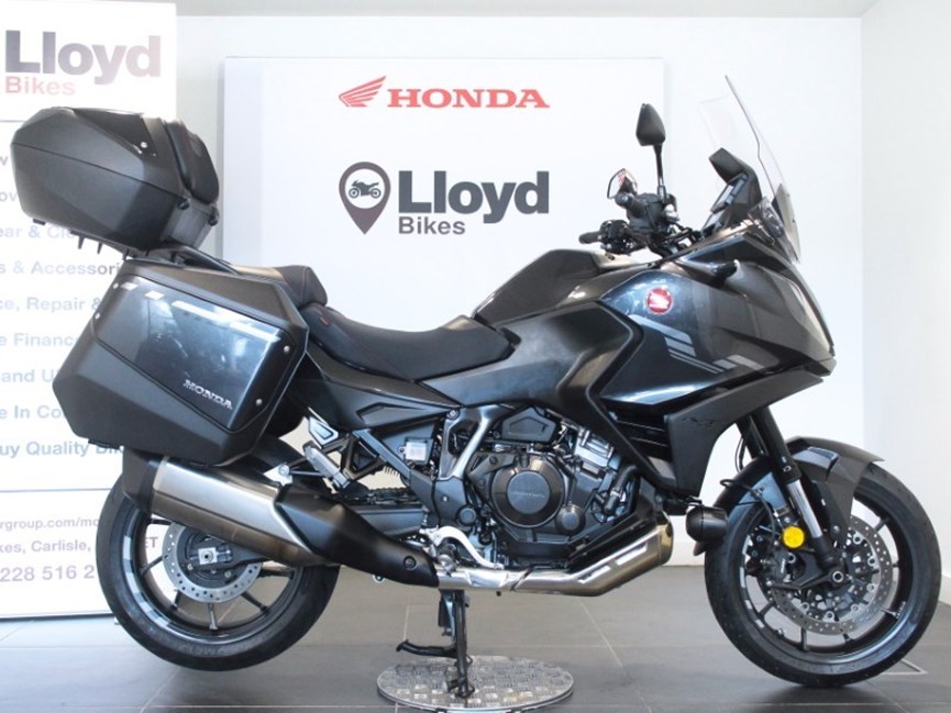 2024 (73) Honda NT1100
