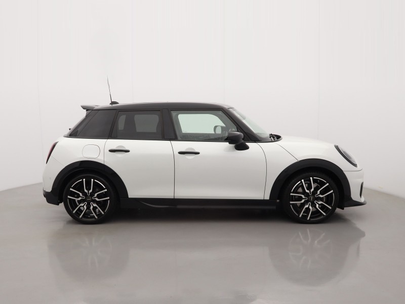 2025 (75) MINI COOPER 2.0 S Sport 5dr Auto 5943505