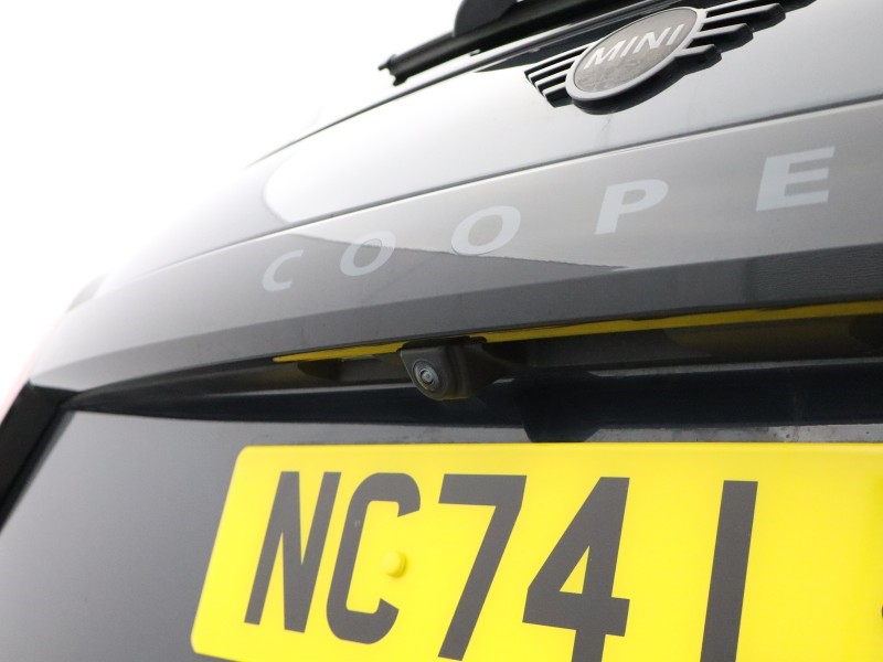 2025 (74) MINI COOPER 2.0 S Sport 3dr Auto 5981052