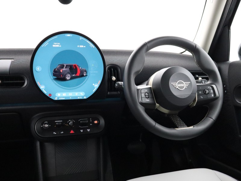 2025 (75) MINI COOPER 1.5 C Classic 5dr Auto 5929038