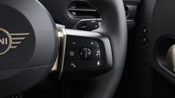 2025 (75) MINI COOPER 1.5 C Classic 5dr Auto 5929026