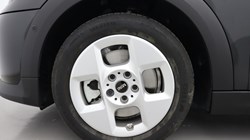 2025 (75) MINI COOPER 1.5 C Classic 5dr Auto 5928998