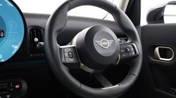 2025 (75) MINI COOPER 1.5 C Classic 5dr Auto 5929039