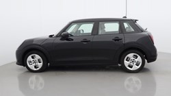 2025 (75) MINI COOPER 1.5 C Classic 5dr Auto 5928987