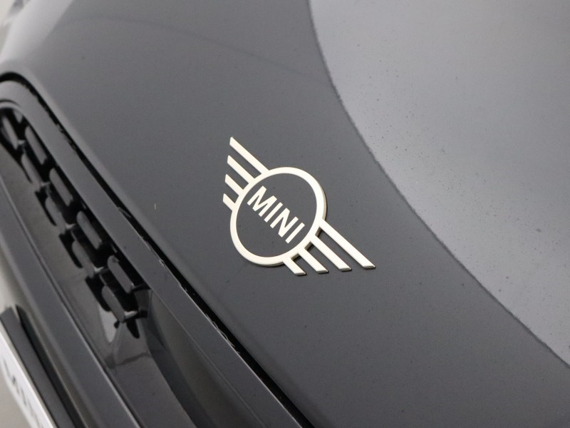 2025 (75) MINI COOPER 1.5 C Classic 5dr Auto 5929001