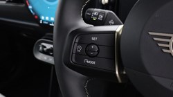 2025 (75) MINI COOPER 1.5 C Classic 5dr Auto 5929025