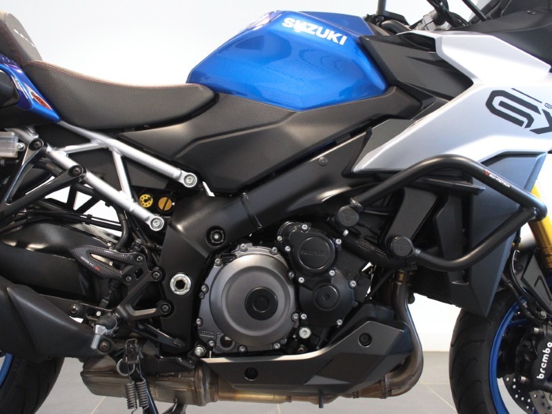 2024 (73) Suzuki GSX-S 1000 GX PLUS 5612209
