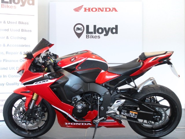 2018 (18) Honda CBR1000RR Fireblade 5643533