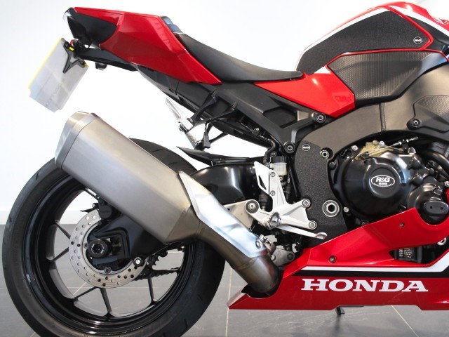 2018 (18) Honda CBR1000RR Fireblade 5643543