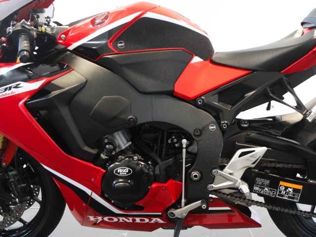 2018 (18) Honda CBR1000RR Fireblade 5643547