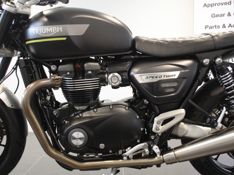 2021 (71) Triumph Speed Twin 1200 5644191