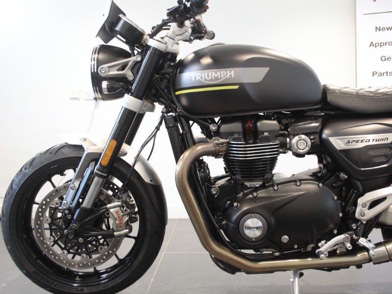 2021 (71) Triumph Speed Twin 1200 5644190