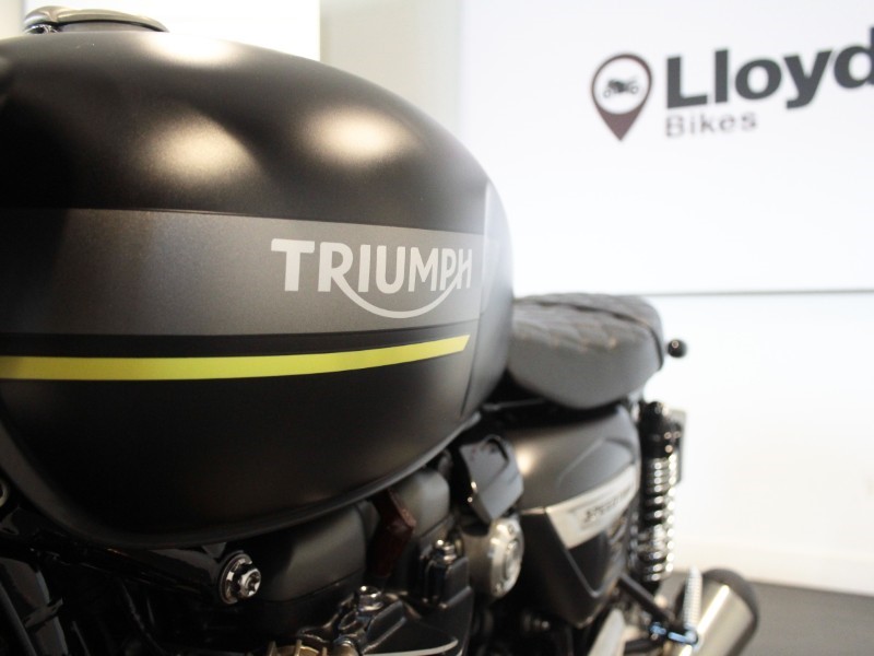 2021 (71) Triumph Speed Twin 1200 5644188
