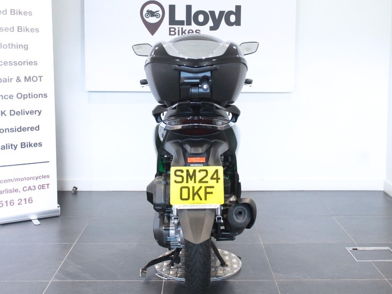 2024 (24) Honda SH125i Plus Smart Top Box 5682746