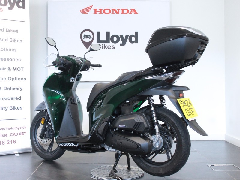 2024 (24) Honda SH125i Plus Smart Top Box 5682745