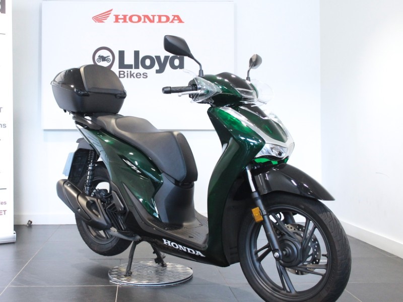 2024 (24) Honda SH125i Plus Smart Top Box 5682741