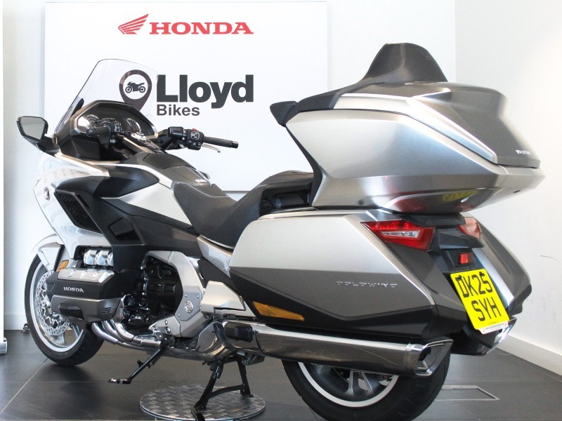 2025 (25) Honda GL1800 Gold Wing Tour DCT Airbag 5695126