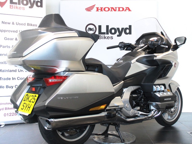 2025 (25) Honda GL1800 Gold Wing Tour DCT Airbag 5695128