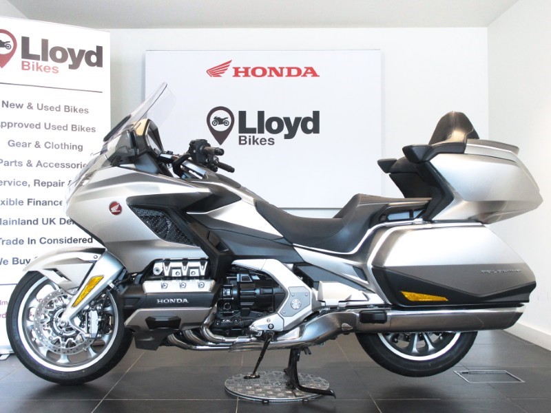 2025 (25) Honda GL1800 Gold Wing Tour DCT Airbag 5695125