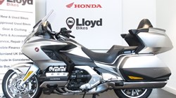 2025 (25) Honda GL1800 Gold Wing Tour DCT Airbag 5695125