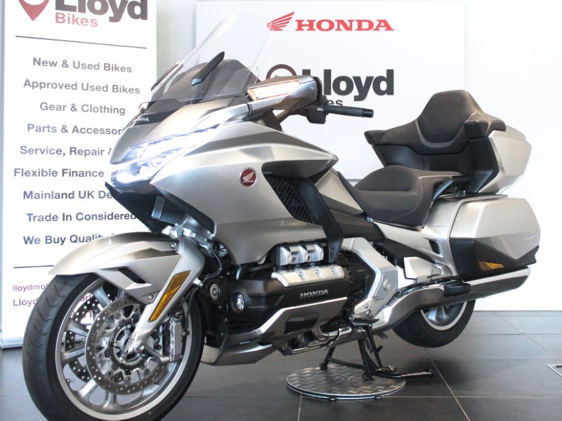 2025 (25) Honda GL1800 Gold Wing Tour DCT Airbag 5695124