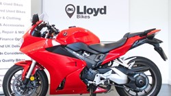 2019 (69) Honda VFR800 5717446