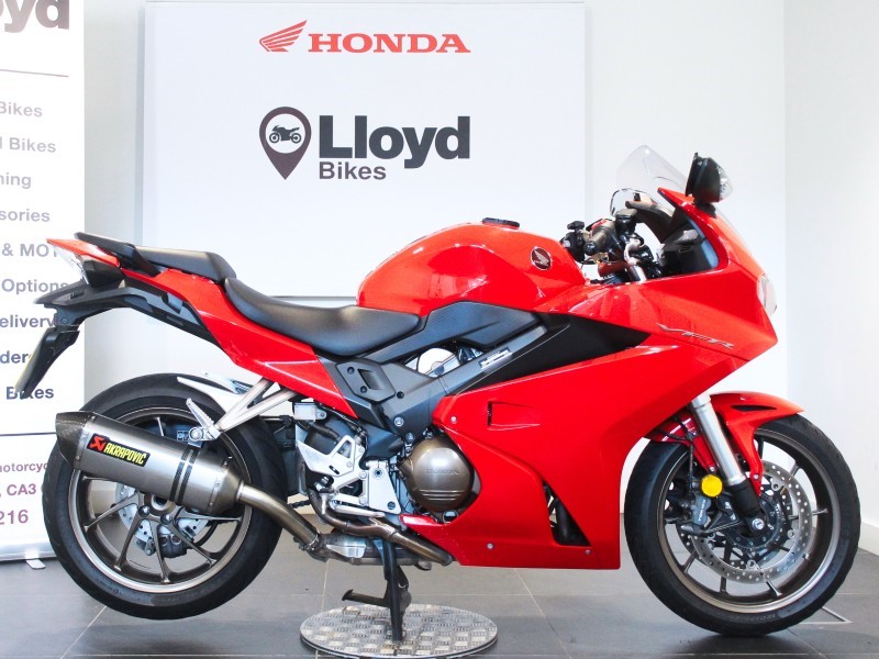 2019 (69) Honda VFR800 5717450
