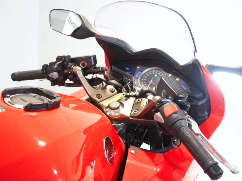 2019 (69) Honda VFR800 5717455
