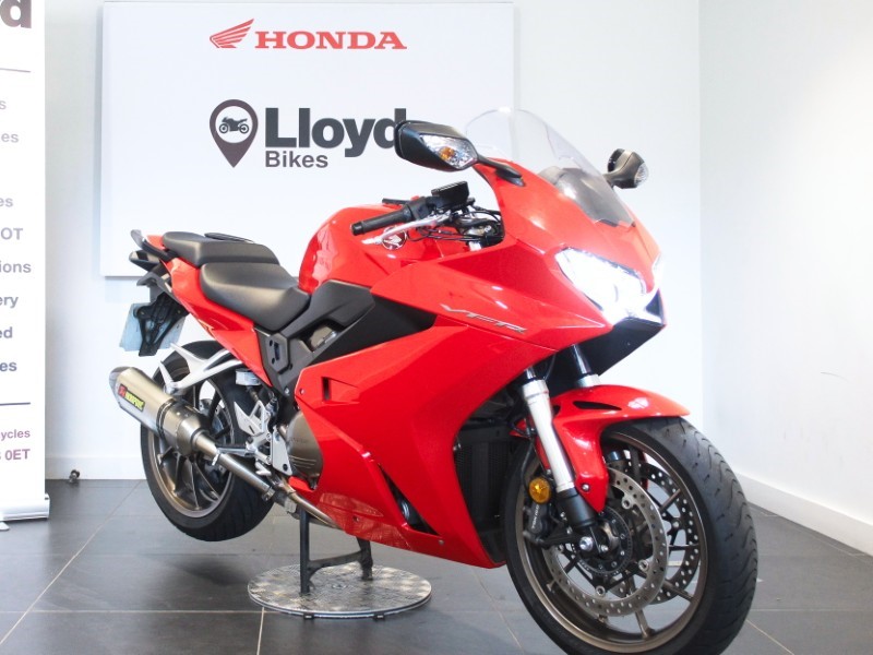 2019 (69) Honda VFR800 5717443
