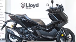 2025 (25) Honda ADV350 5721582