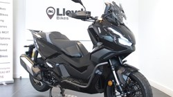 2025 (25) Honda ADV350 5721583