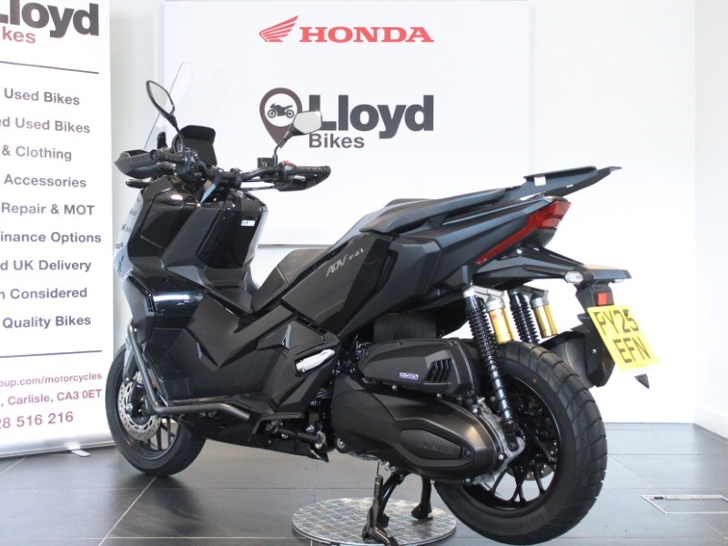 2025 (25) Honda ADV350 5721587