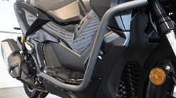 2025 (25) Honda ADV350 5721599