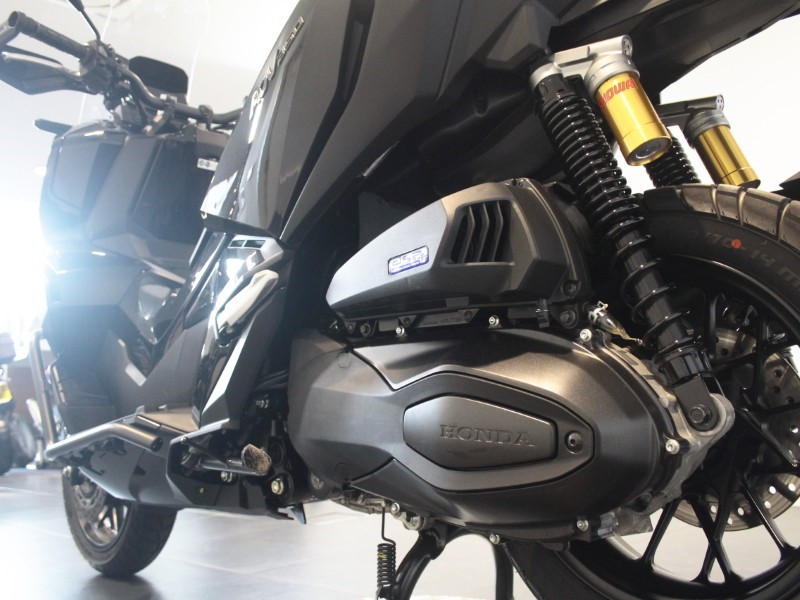 2025 (25) Honda ADV350 5721602