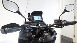 2025 (25) Honda ADV350 5721591