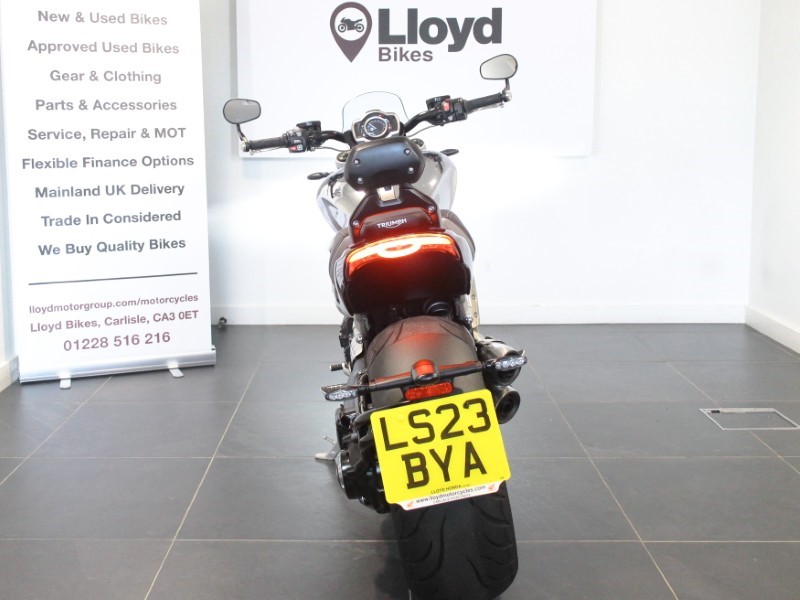 2023 (23) Triumph Rocket 3 R Chrome 5737187