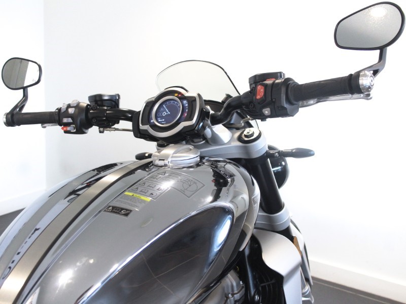 2023 (23) Triumph Rocket 3 R Chrome 5737194